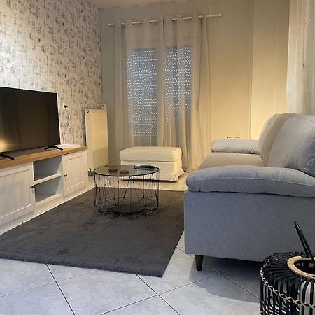 Letty'S Cozy Flat Apartment Peraia  Luaran gambar