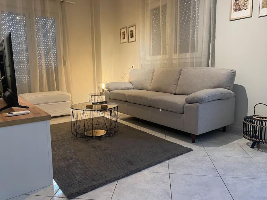 Letty'S Cozy Flat Apartment Peraia  Luaran gambar